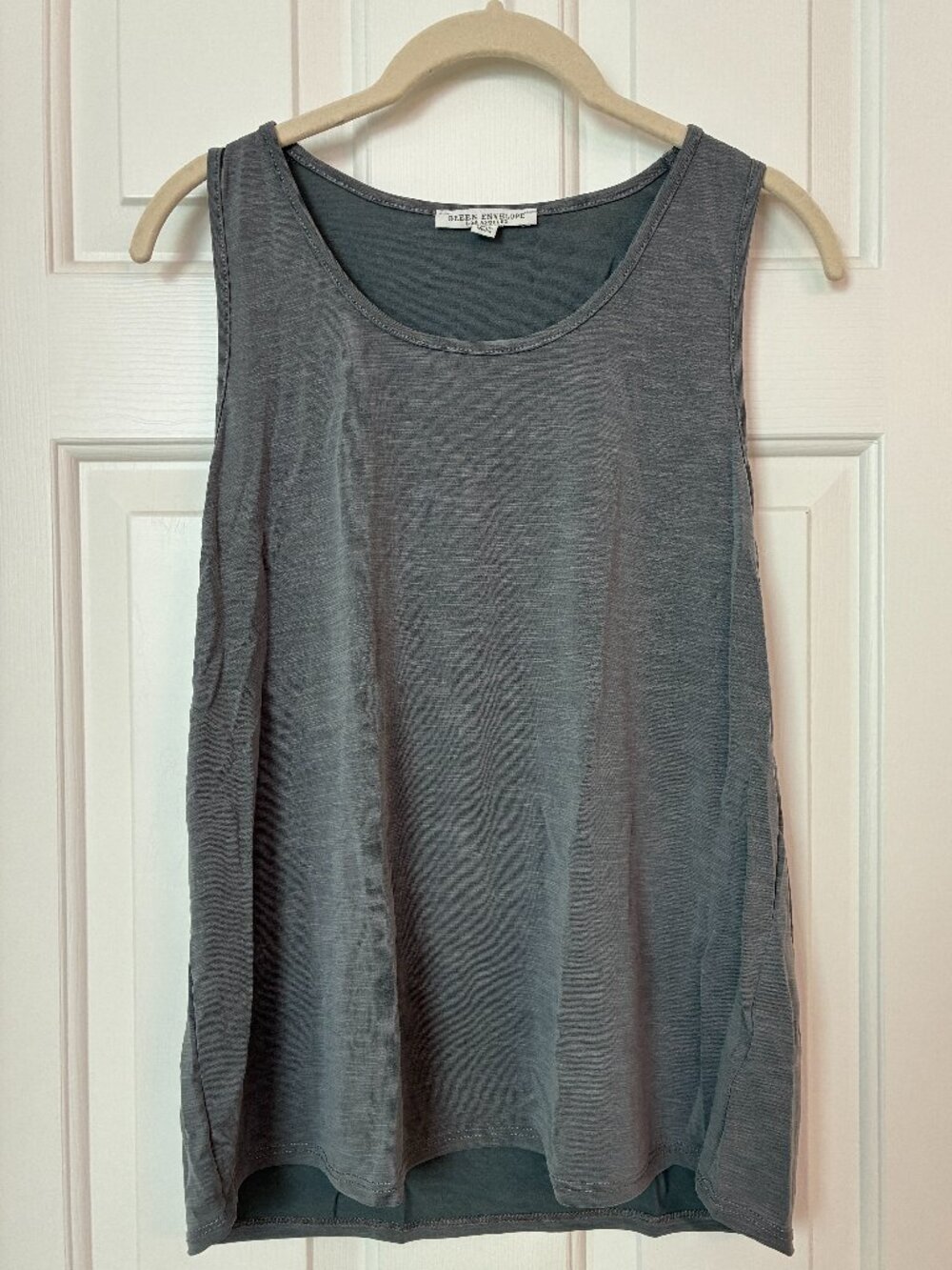 Green Envelope Los Angeles Gray Sleeveless Top